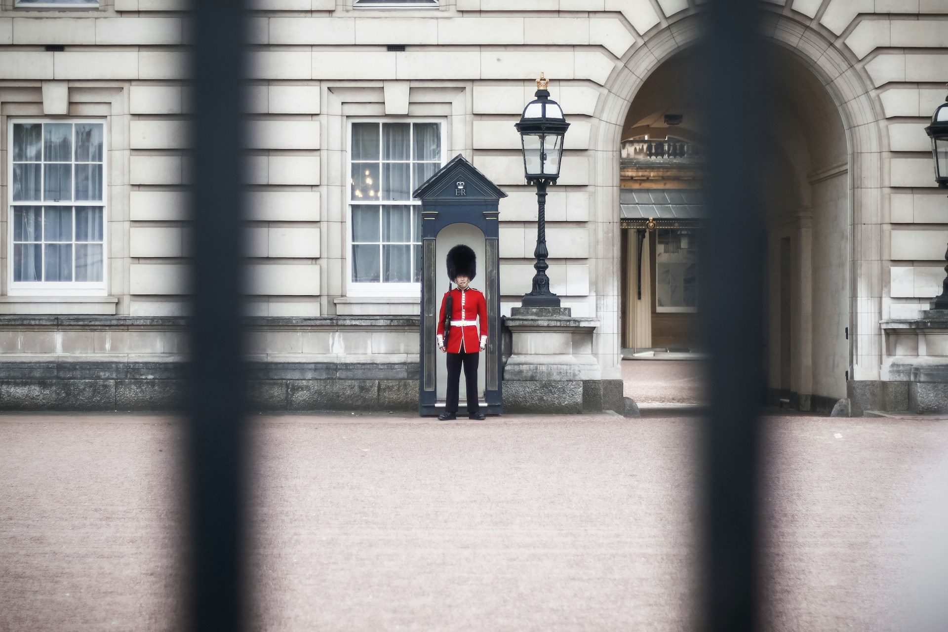 BUCKINGHAM PALACE